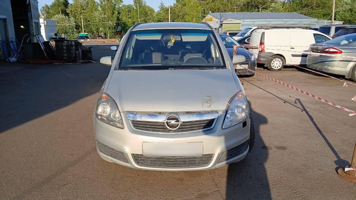 Купить Opel Zafira B компактвэн, 2007 года, цвет: Серый, за 335000 руб. в  Санкт-Петербурге